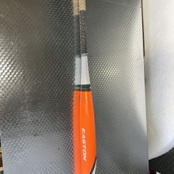 Easton Mako Bat