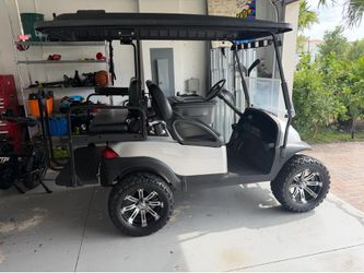 Club Cart Golf Carts