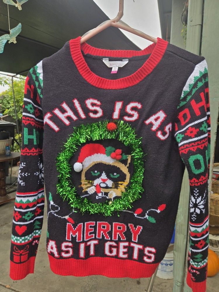 Christmas Sweater SIZE M $5