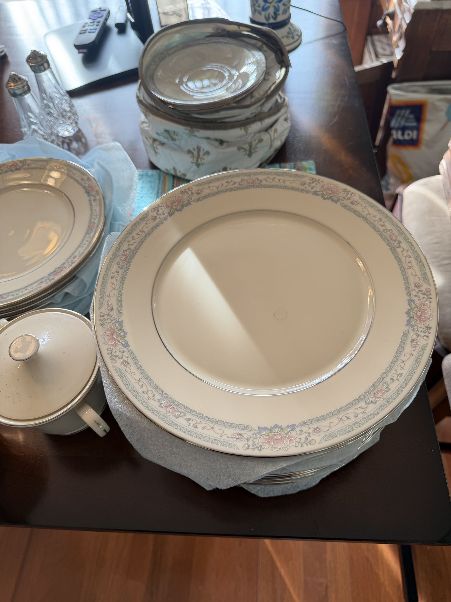 Lenox Charleston Fine China