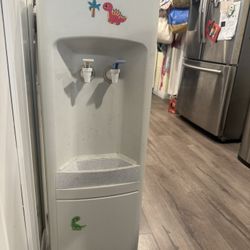 Water Dispenser