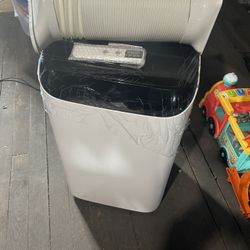 3 And 1  Btu’s  Portable Air conditioner Brand New Never Used Or Unwrapped 
