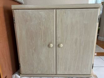 Used shoe cabinet 4-tier 32 1/4” x13 3/4” x30 1/2”