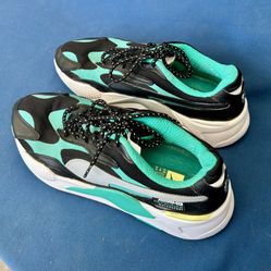 Puma  Men’sAMG Motorsport Athletic Shoes, Size 11