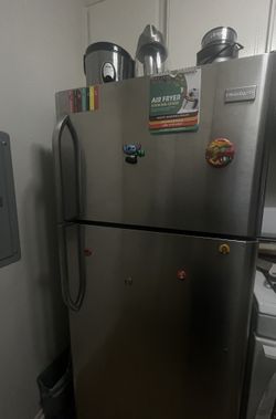 frigidaire refrigerator 