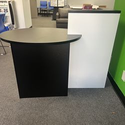 Reception desk