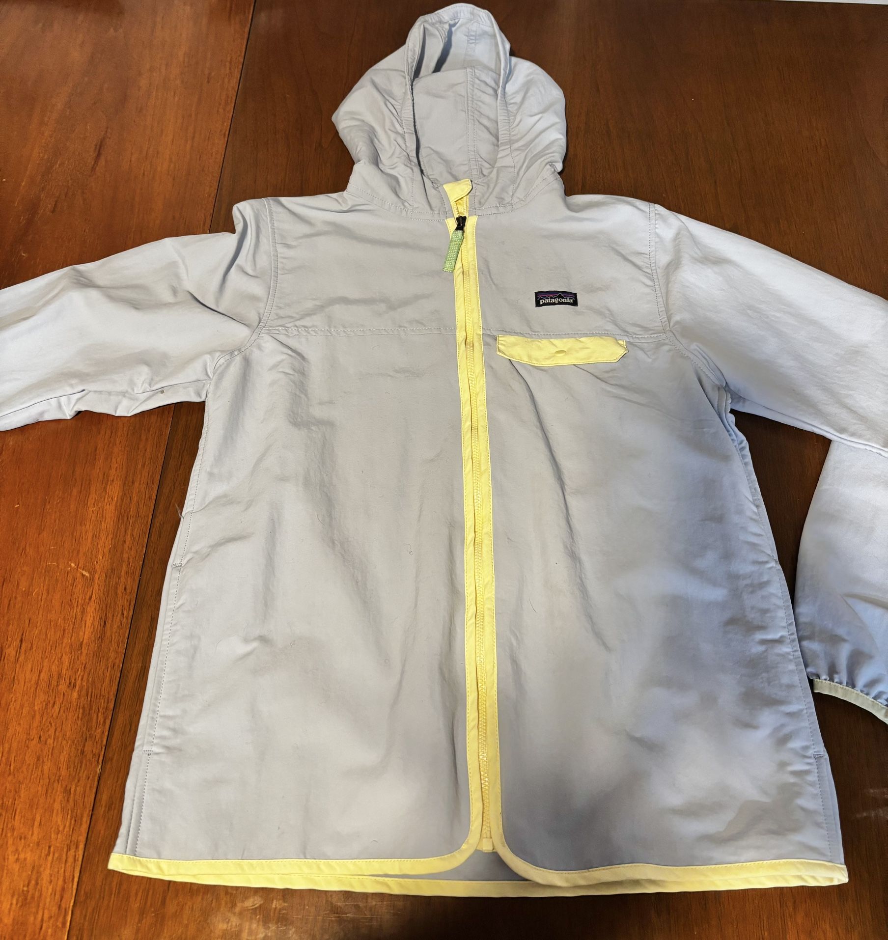 Patagonia Kids' Baggies Jacket Size XXL (16-18) Runs Small!