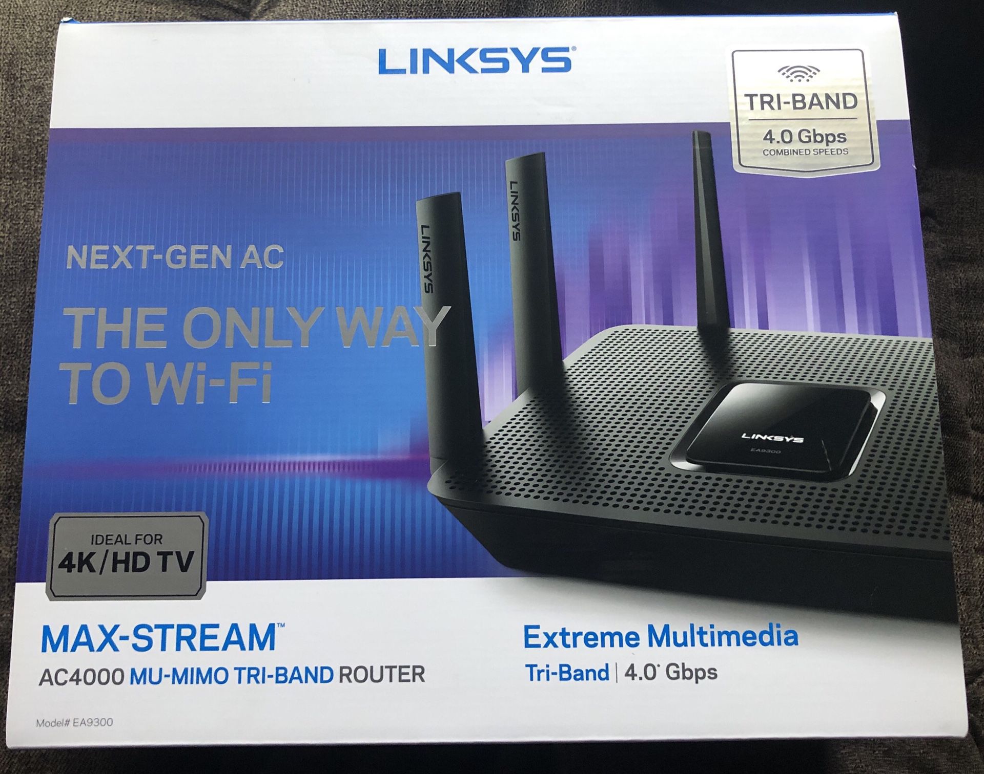 Linksys AC4000 model EA9300 Trump-Band Router