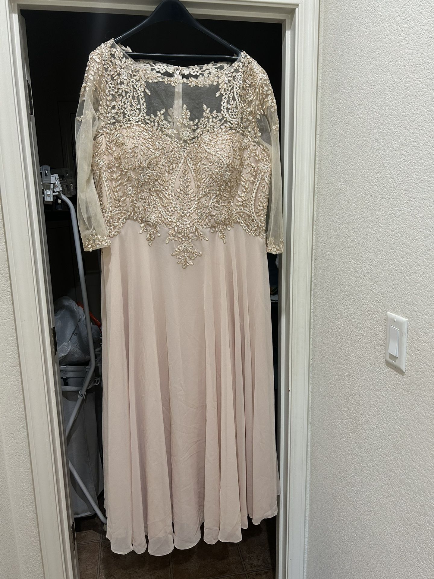 4xL Champagne Party dress