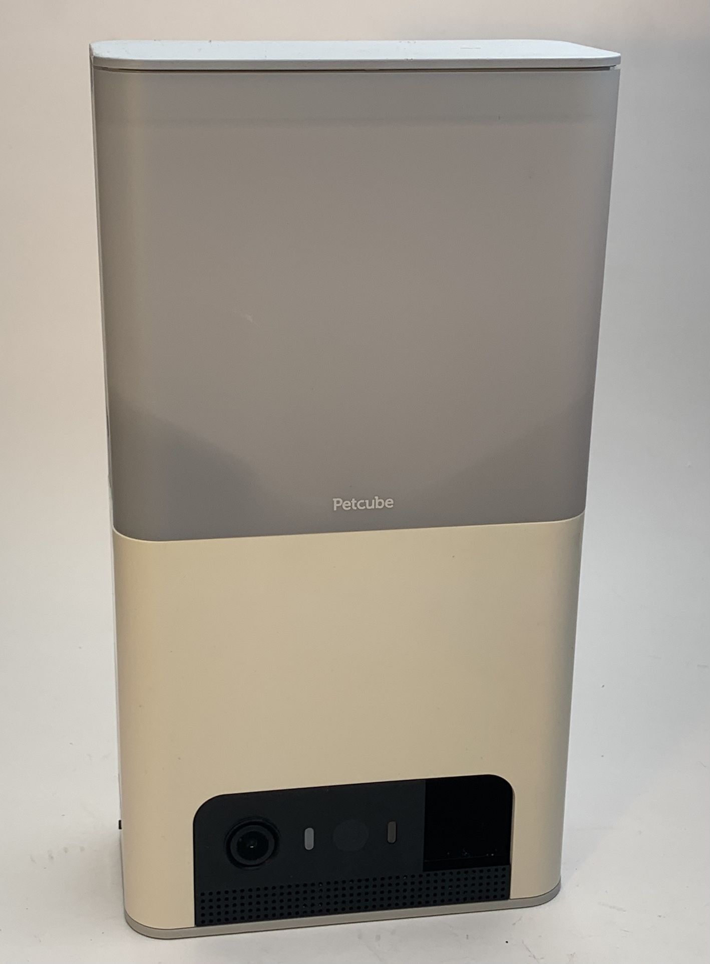 Petcube Bites 2 Smart Pet Feeder and Camera