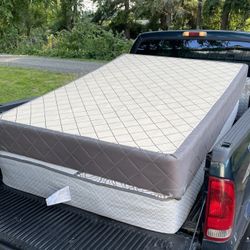 Full Size Sealy Mattress With Box spring and Metal Frame With Wheels