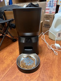 Automatic Pet Feeder with Stainless Steel Bowl