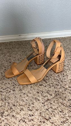 Tan Heels W7.5