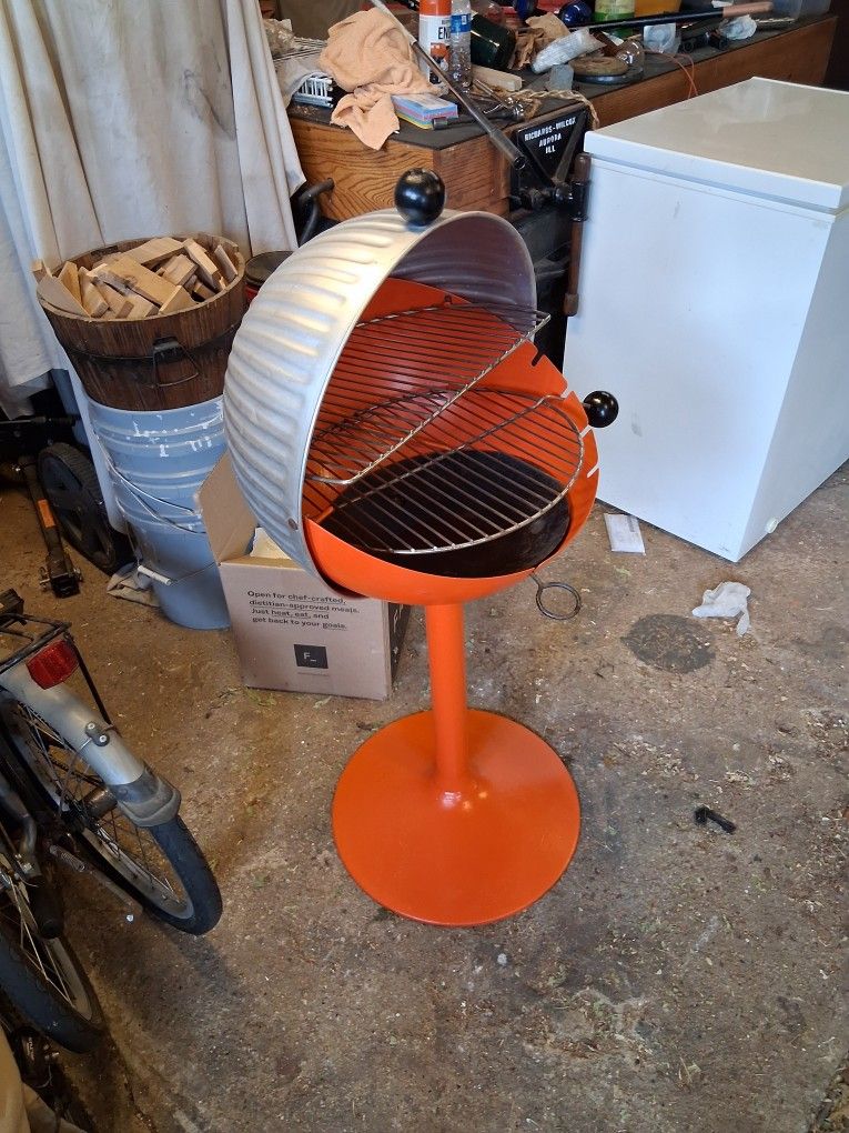 Mid Century Modern Furniture BBQ Grill