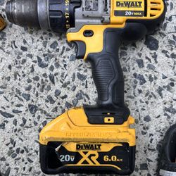 Dewalt 20v hammer drill and 6ah battery