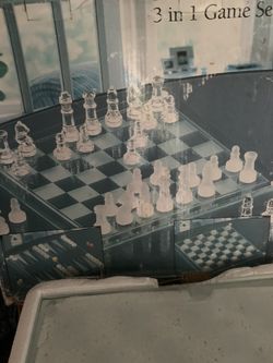 Glass chess set