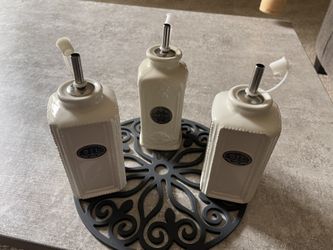 Elegant Oil And Vinegar Dispenser