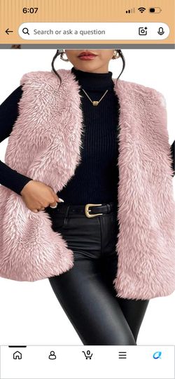 Women’s/teens furry vest