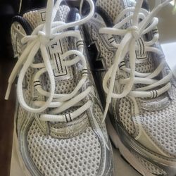 740  new balance Size 6 like new Worn Once $70 obo