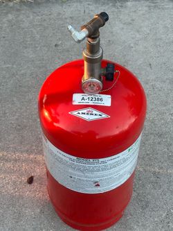 Fire  extinguishers  Amerex model kp275