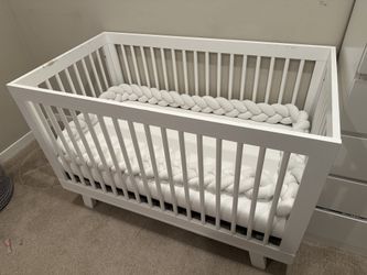 Babyletto Hudson 3 In 1 Convertible Crib & Lullaby Earth Breeze Infant Mattress