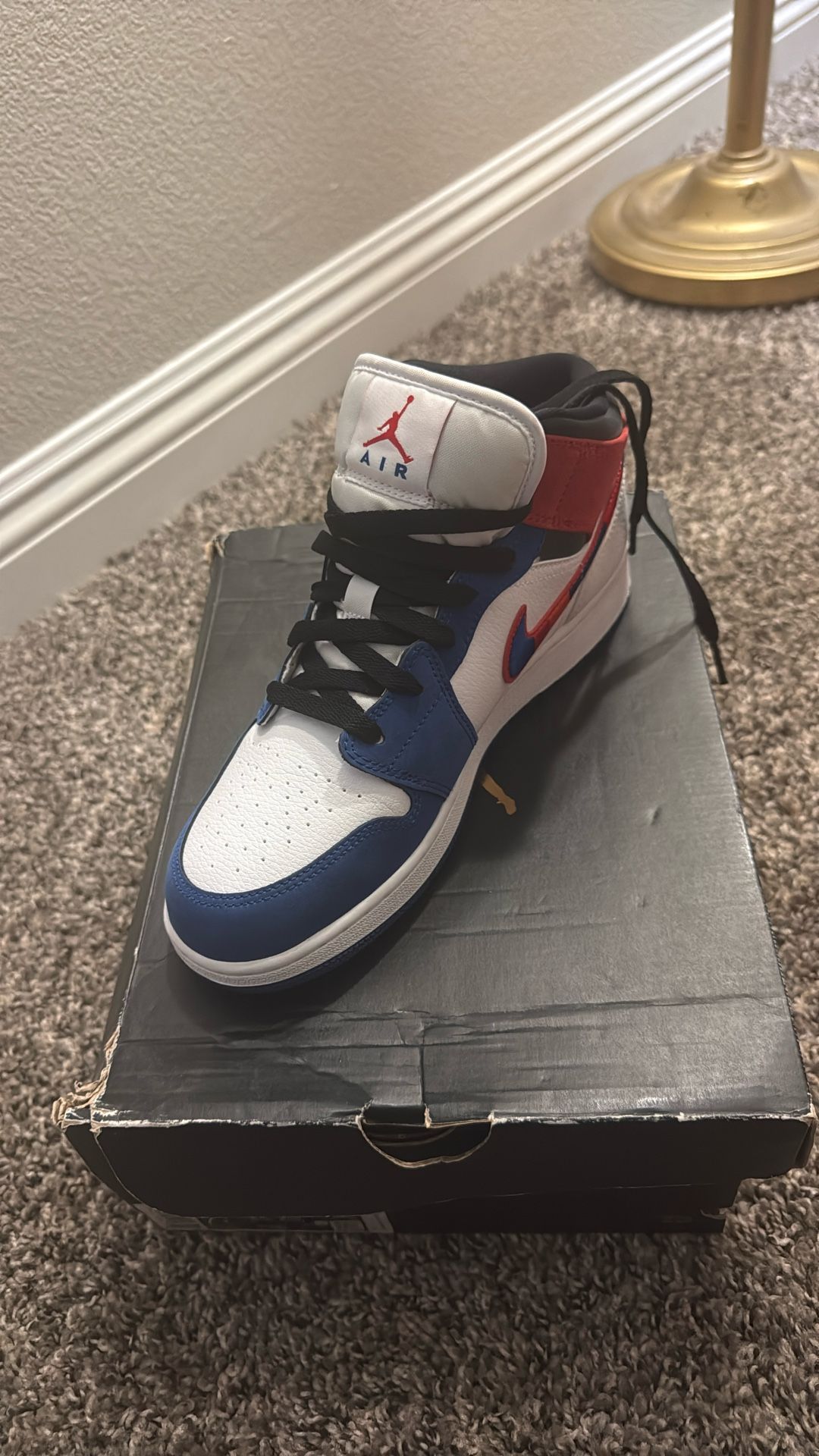Air Jordan 1 Mid Se