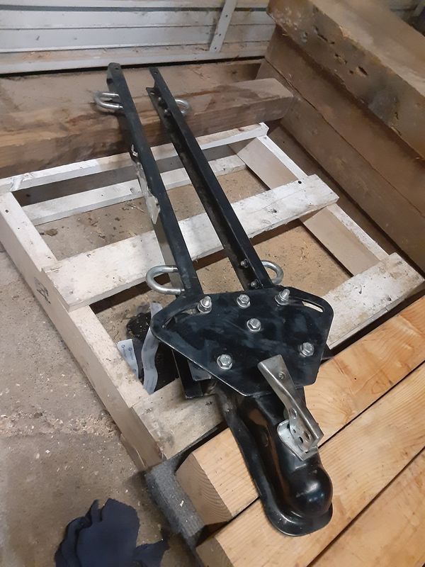 Haul Master Adjustable Tow Bar 5,000 lb capacity for Sale in WA