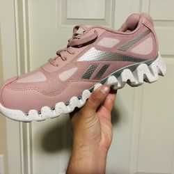 Pink Women’s Work Shoes 
