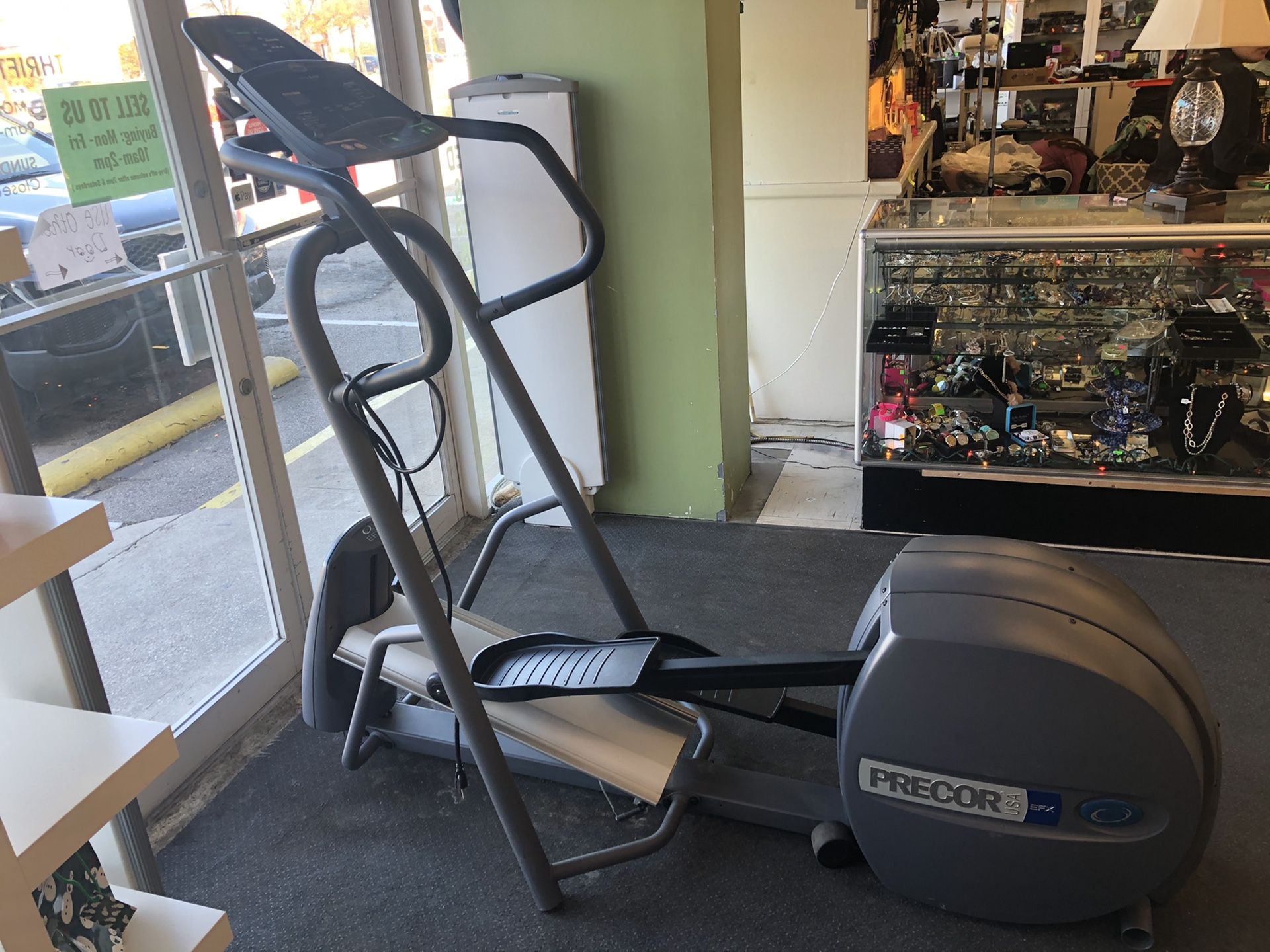 Precor EFX 5.17i Elliptical