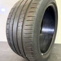 V589  275 40 18 99Y  Michelin  Pilot Super Sport   One Used Tire 75% Life 