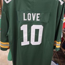 Green  Bay Packers Jordan Love  Jersey Size 2 X
