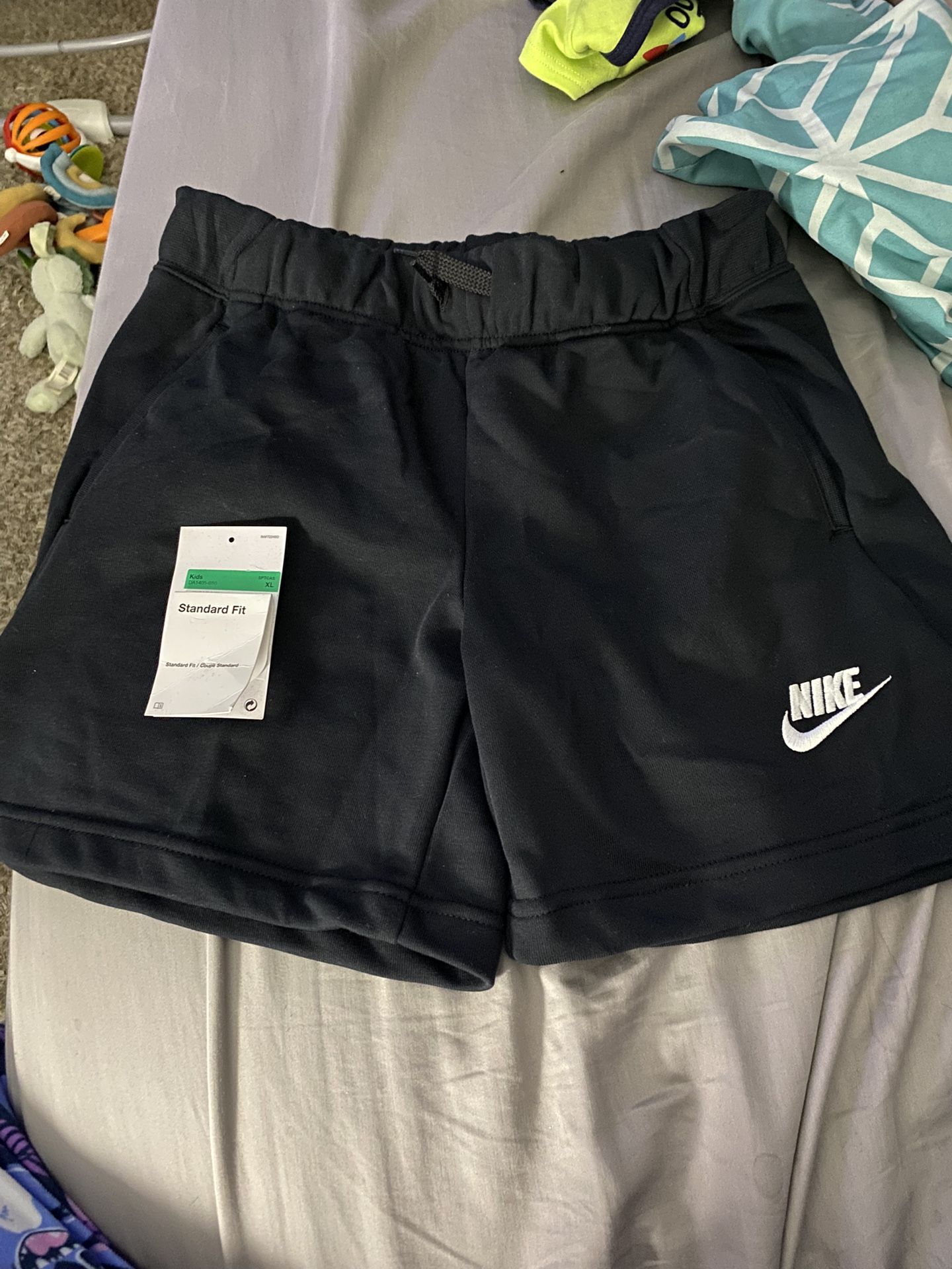 kids nike shorts(standard fit)