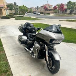 2017 Road King Ultra