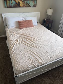 Queen White Bed Frame With Headboard & Footboard