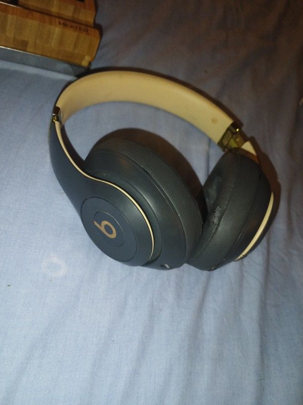 Beats Headphones Great Deal
