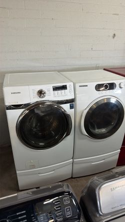 Samsung set washer and dryer pedestals