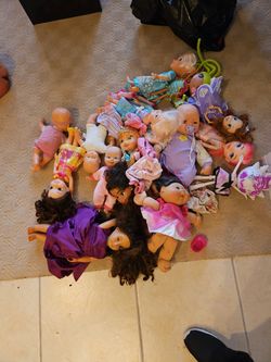 Lots Of Dolls, Misc Assorted Dolls And Some Accessories.