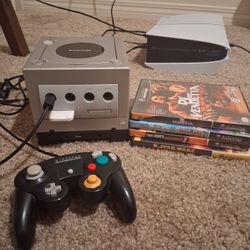 Nintendo Gamecube / Gameboy 