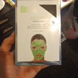 New In Box Cucumber Face Mask Treatment 