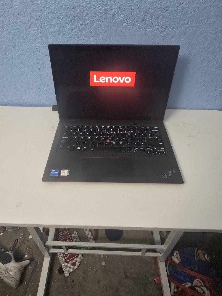 Like Nib LENOVO Yoga 2-in1 Touchscreen 12th Gen i5/8gb/256gb M.2