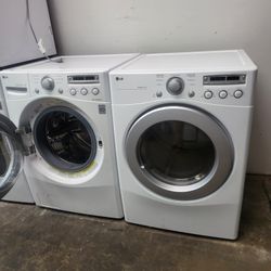LG SET STEAM WASHER AND ELECTRIC DRYER 