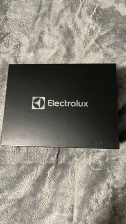 Electrolux LX-300R-BK Rechargeable Fabric Shaver