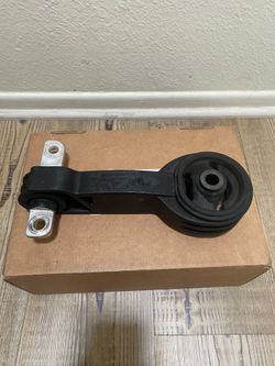 Honda Civic Lower Engine Mount / Torque Rod