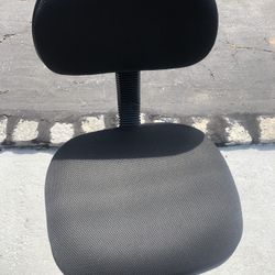 Very Good Condition Office Chair 