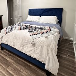 Queen Bed/mattress