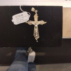 Jesus On Cross Pendant 14k 