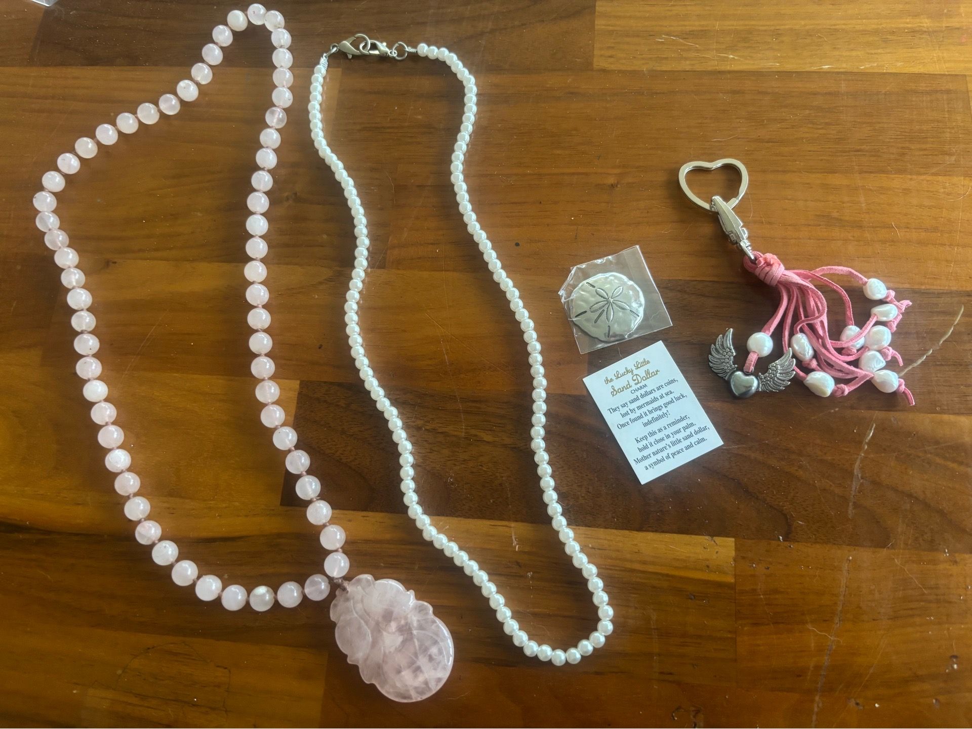 Assorted jewelry READ AD