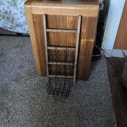 Decorative Wall Hanging With Two Metal Baskets