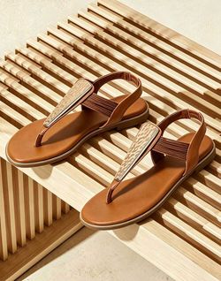 Women's Flat Sandals Dressy T-Strap Thong Flip Flops Summer Beach Casual Comfortable Strappy Sandals for Vacation Daily Wear（size 7）