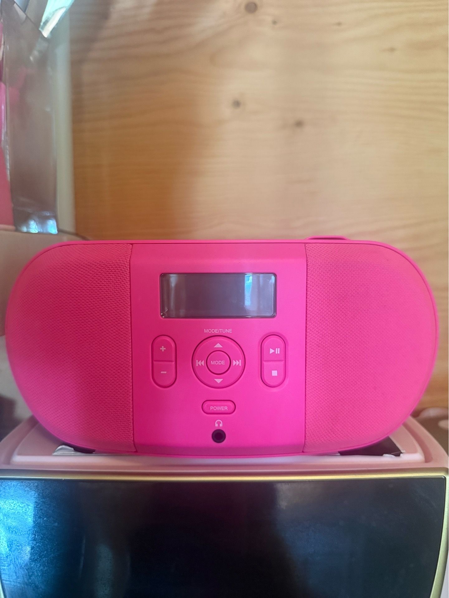 Pink radio